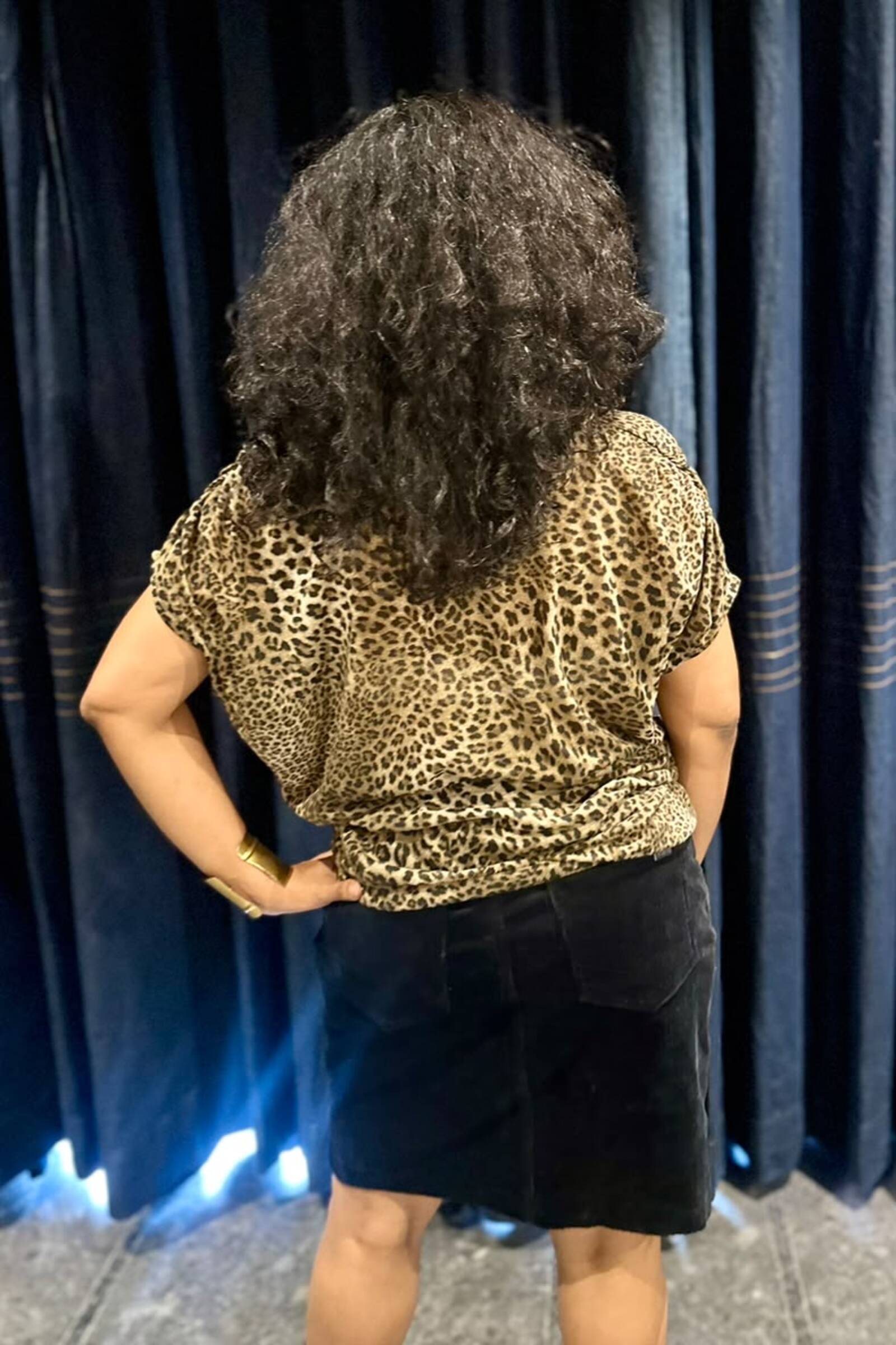 Elegant Leopard Print Short Sleeve Top