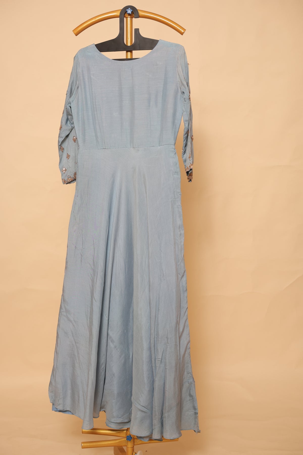 Women’s Dusty Blue Gown
