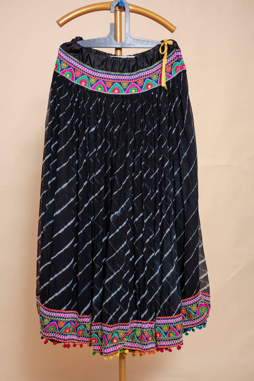 Kutchi Lehriya Chaniya