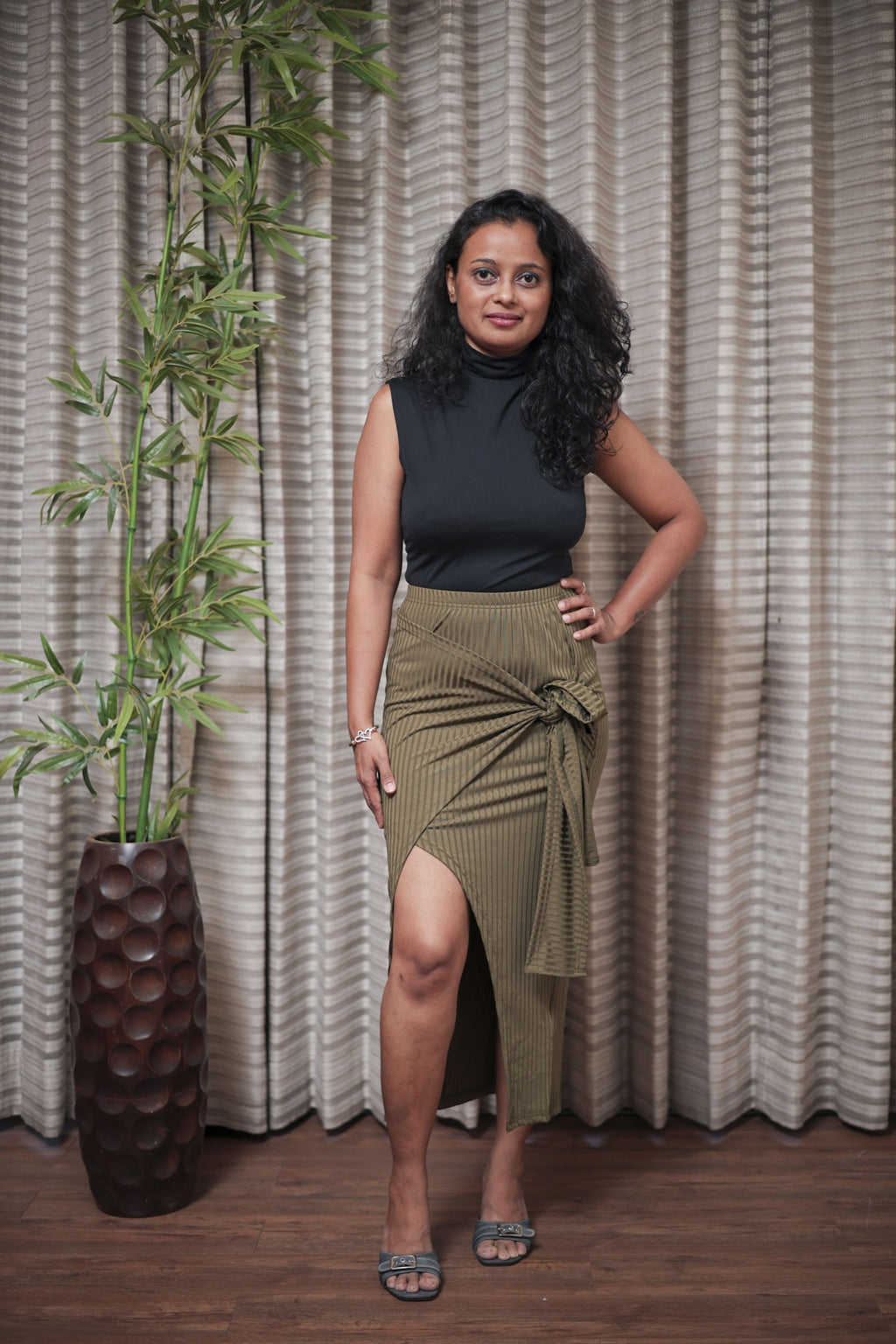 Olive Knot Detail Midi Skirt