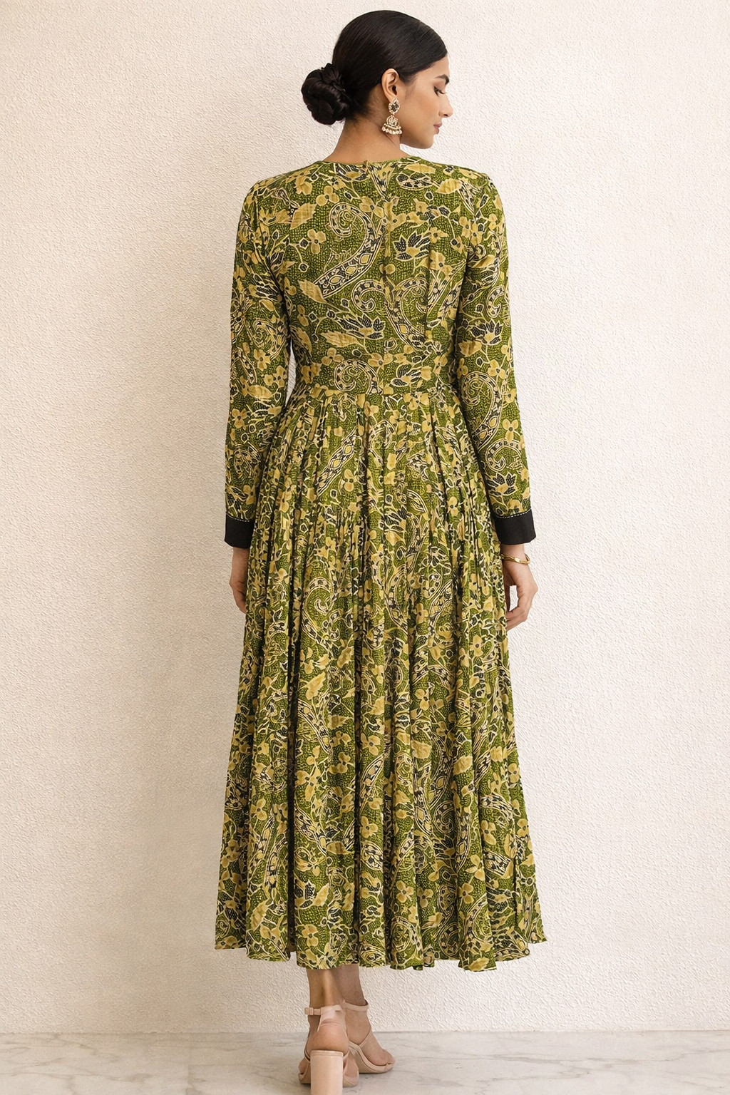 Long-Sleeve Pleated Kalidar Gown