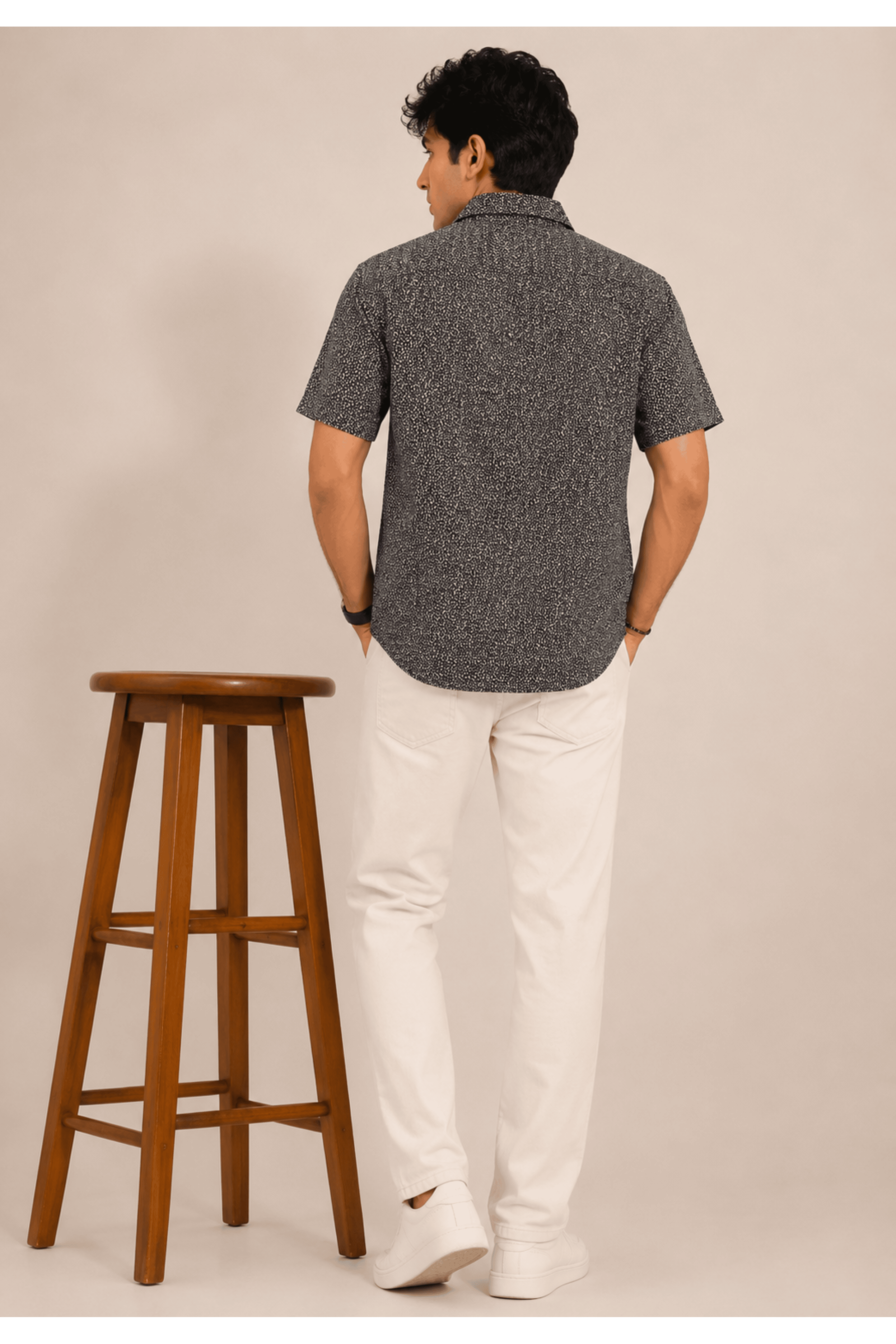 Black and White Micro-Abstract Print Short Sleeve Shirt