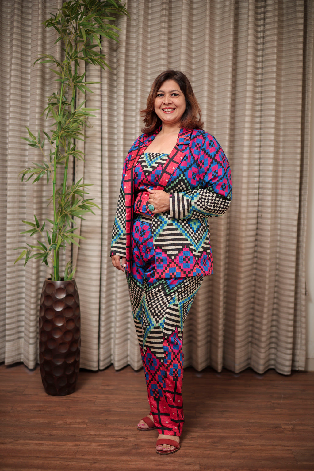 Vibrant Geometric Print 3-Piece Pantsuit with Strapless Top & Blazer