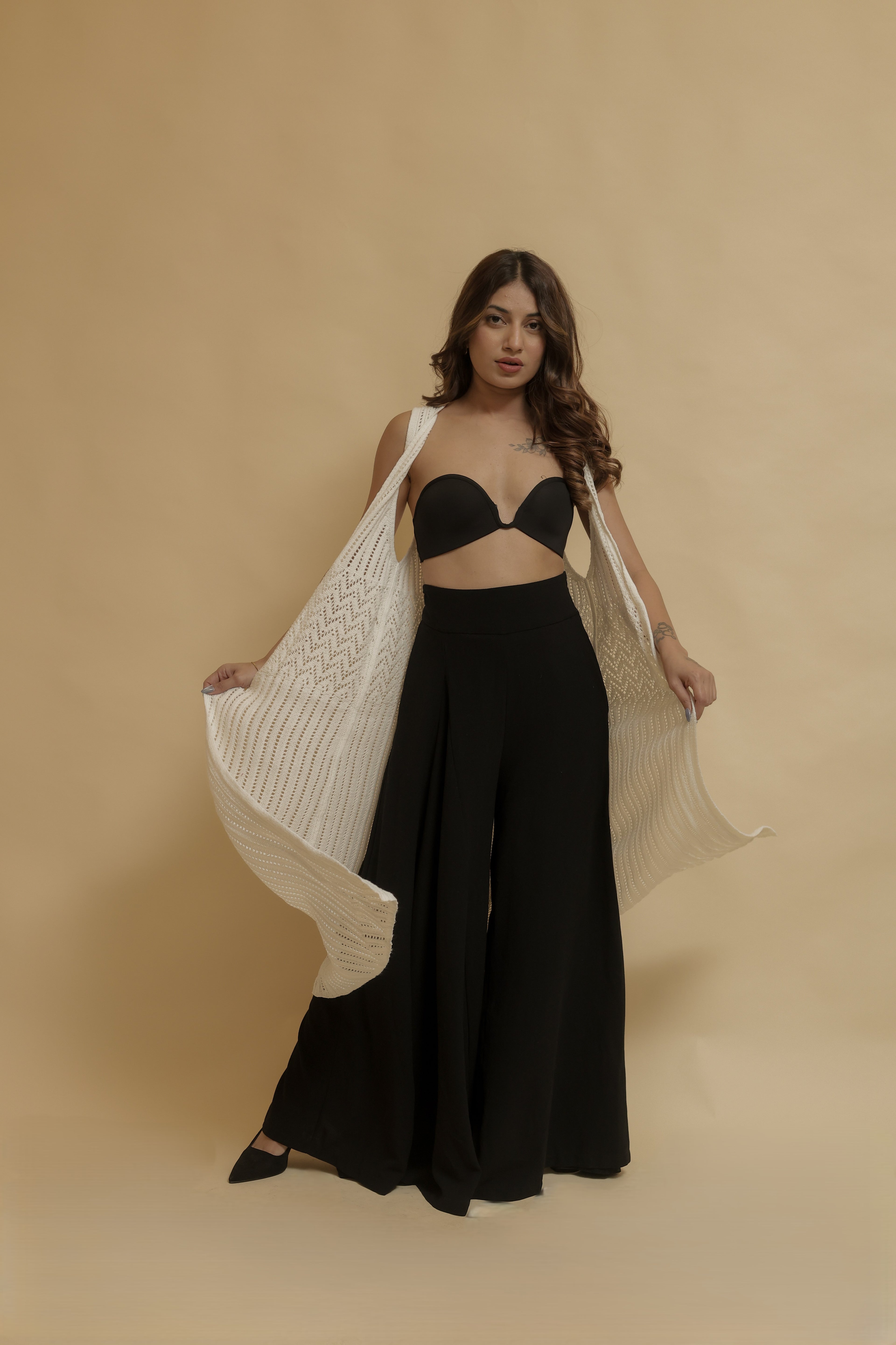 Sleeveless Crochet Style Shrug