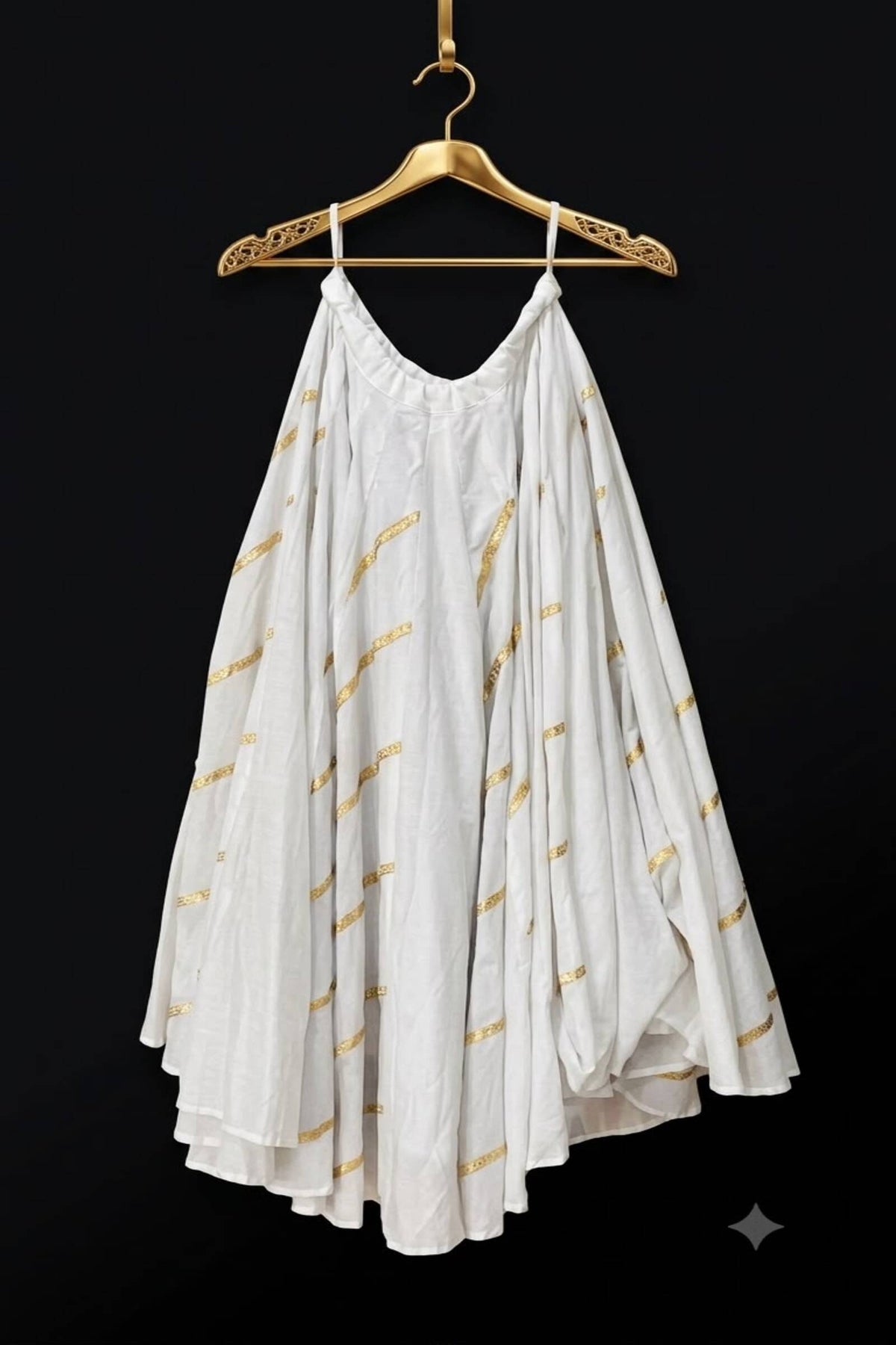 White & Gold Lehriya Festive Chaniya