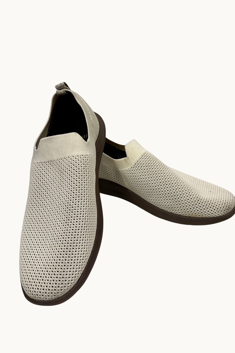 Relive Knit Slip Ons For Unisex