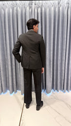 Structured Black Suit Set – Timeless Formal Aesthetic