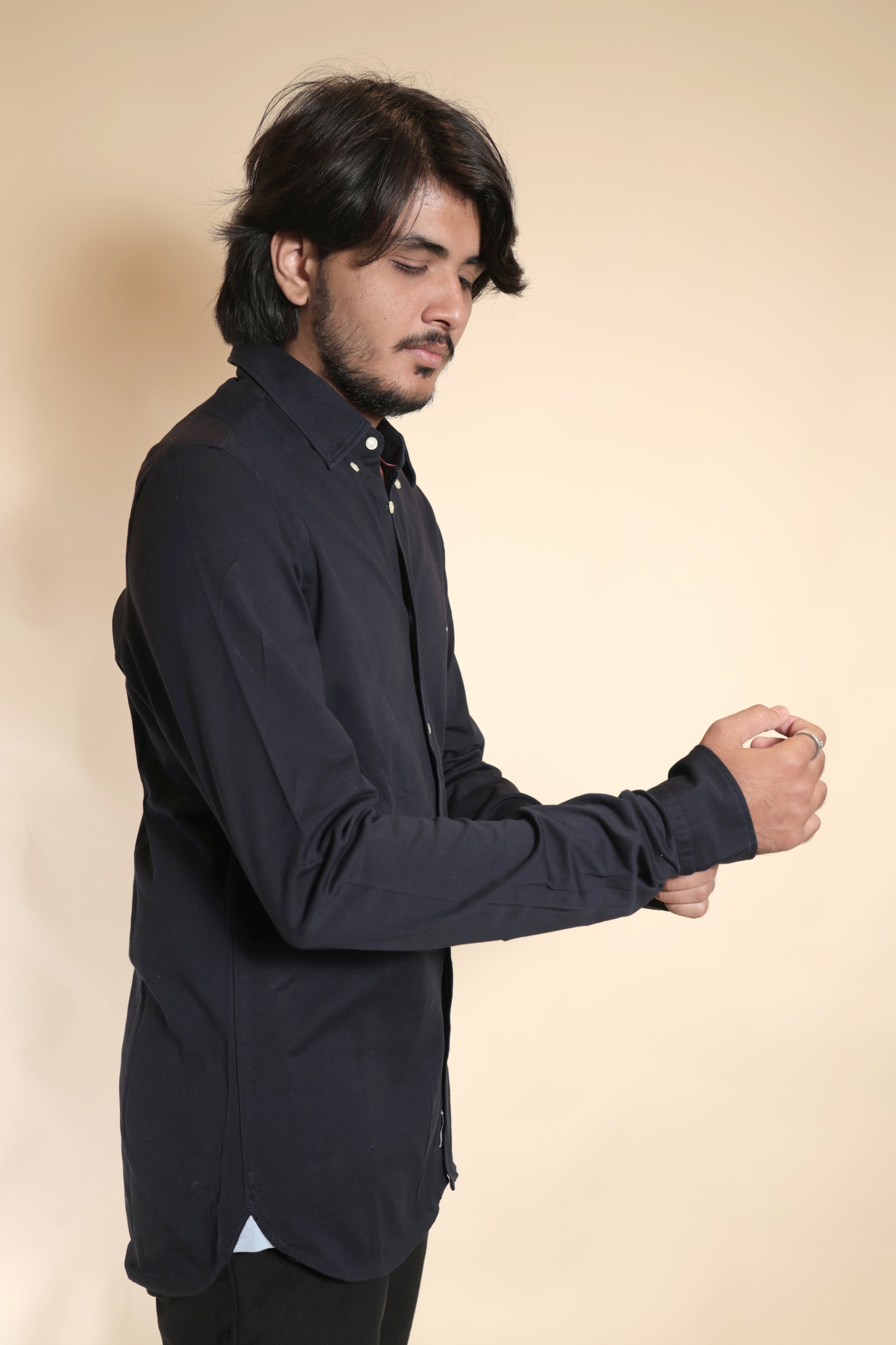 Classic Fit Solid Dark Blue Casual Shirt