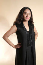 Elegant Sleeveless Black Gown