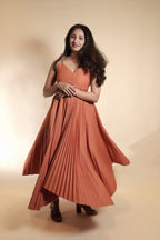 Elegant Pleated Maxi Dress with High-Low Hemline