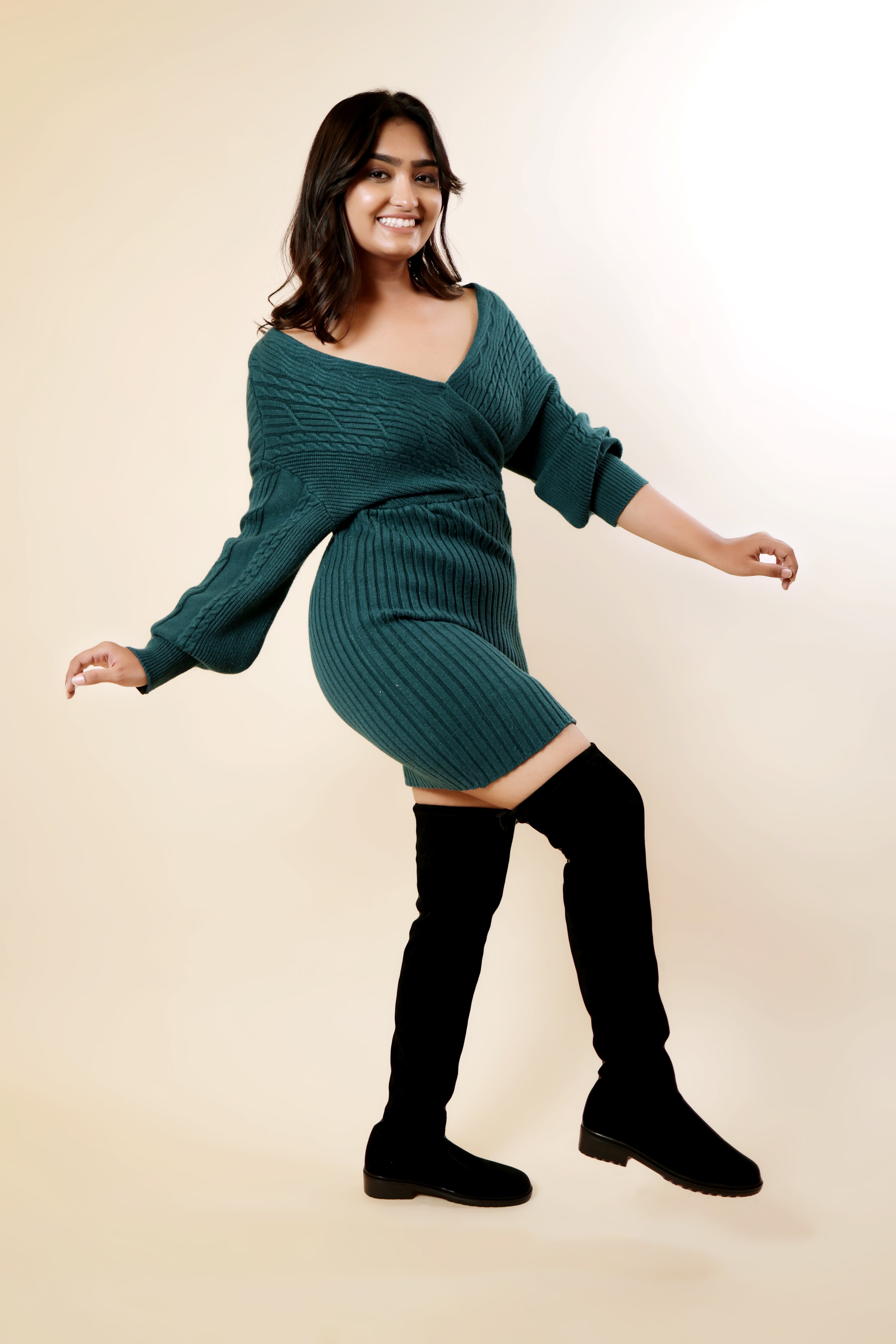 Green Stretchable Short Warm Dress
