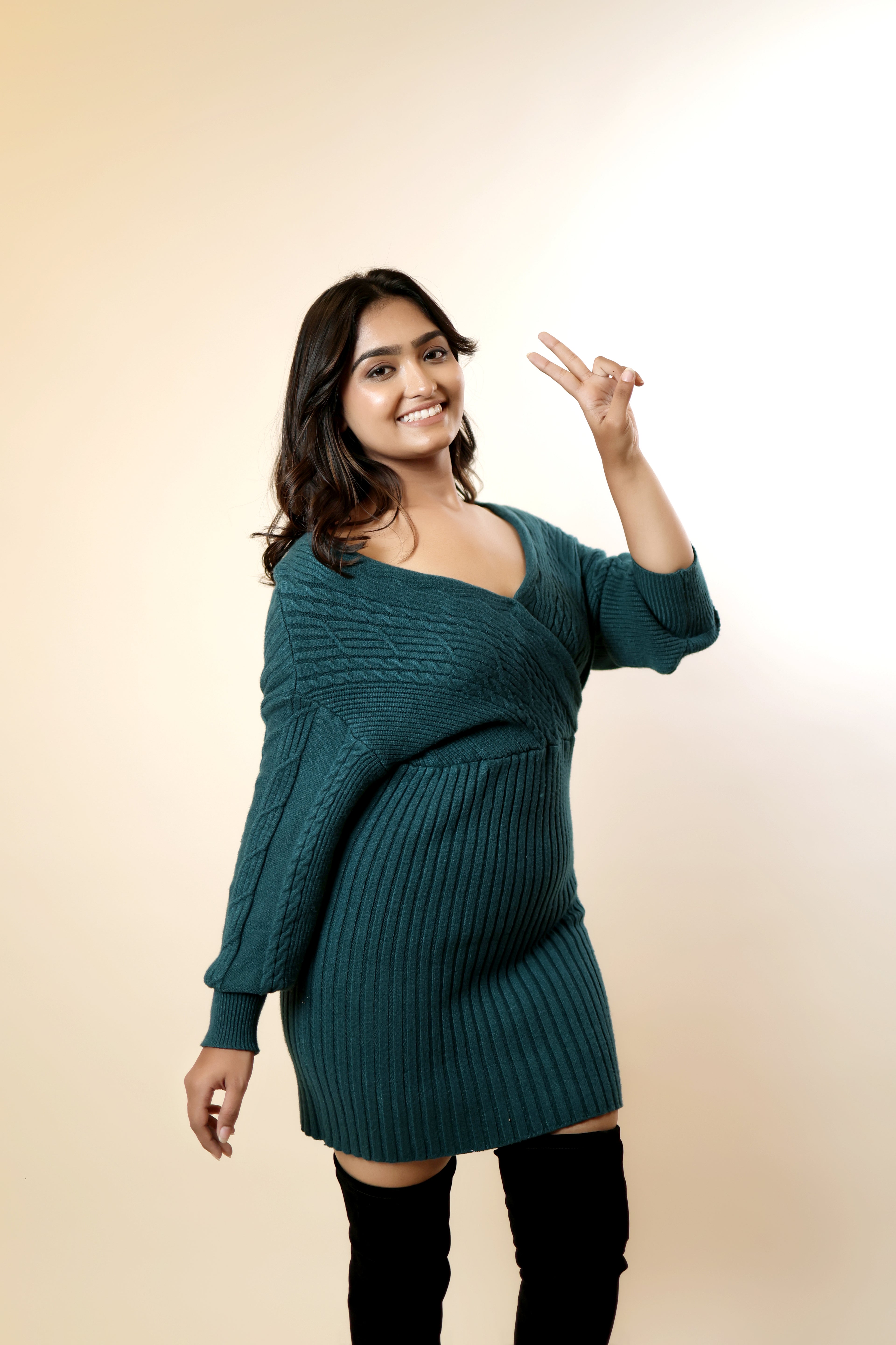 Green Stretchable Short Warm Dress