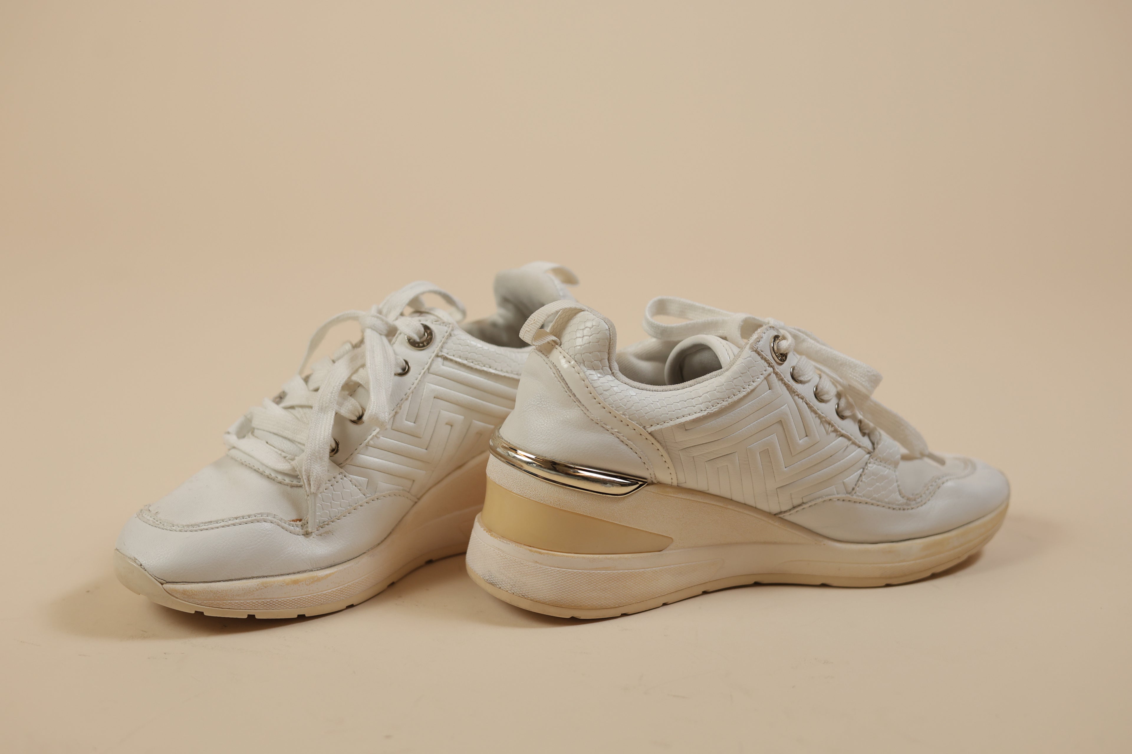 Neutral Tone Lace-Up Fashion Sneakers