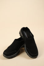 Women's Slip-On Cozy Winter Clogs - Black